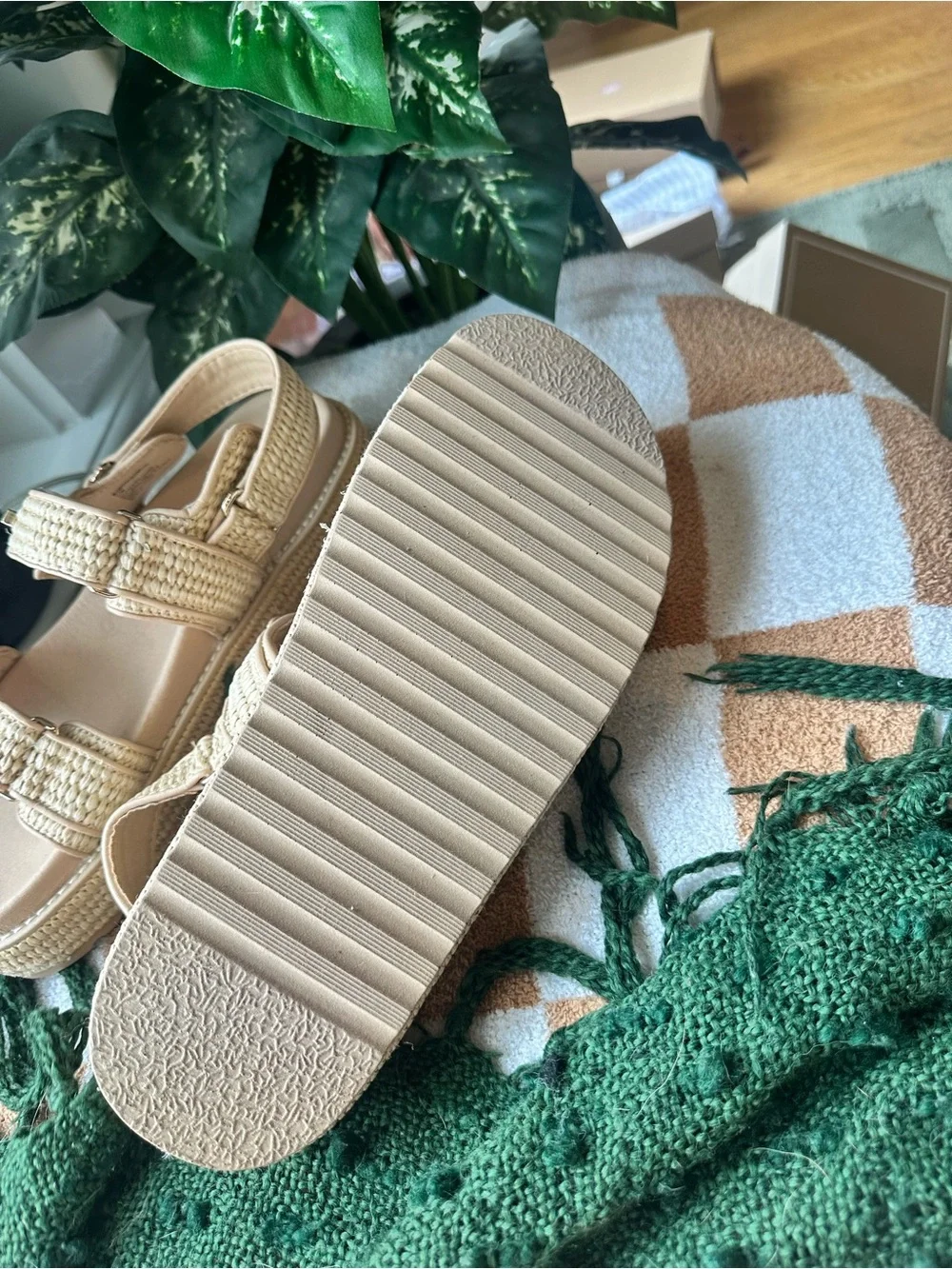 Steve Madden Women's Beige Woven Platform Sandals NEW